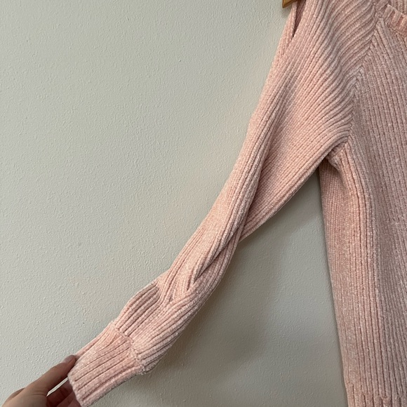 NWOT! Carrie underwood pink sweater size medium - Picture 6 of 6